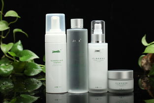 稀土元素賦能，鏡頭下的極光發(fā)絲 創(chuàng)意化妝品與頭發(fā)護理產(chǎn)品的跨界視覺盛宴